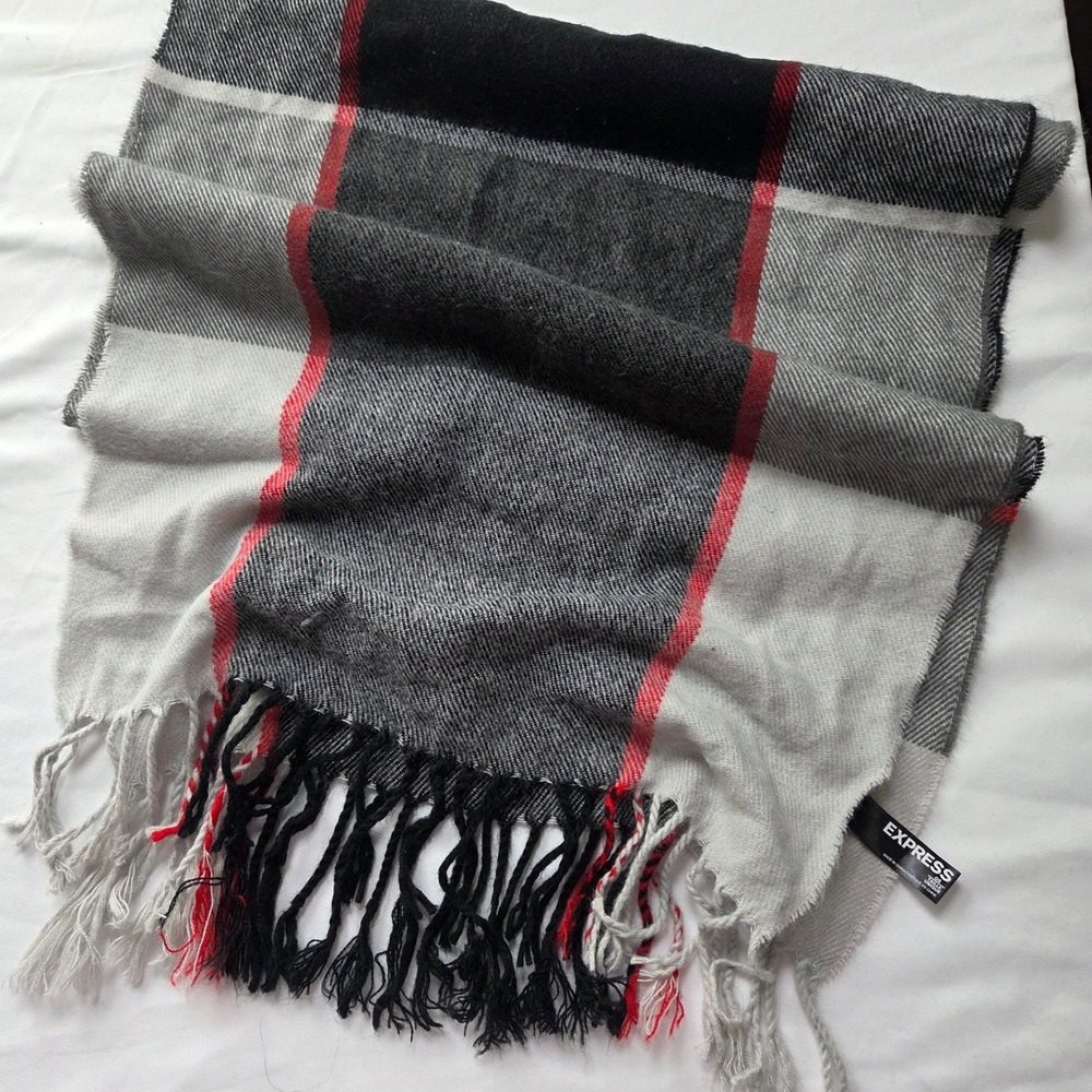 Express Plaid Scarf Grey Black Red Fringe Oversized Check Winter Wrap OS